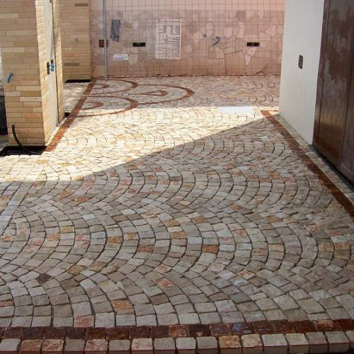 Pavimento Sanpietrini