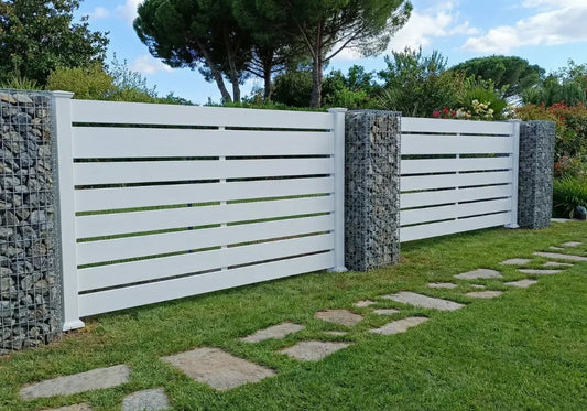 Recinzioni in PVC vs Recinzioni in WPC